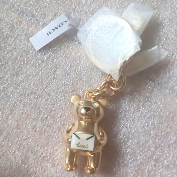 NWT COACH Valentine's Day Bear Bag Charm - Picture 2 of 5